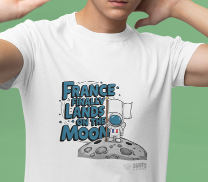 France Finally Land on the Moon