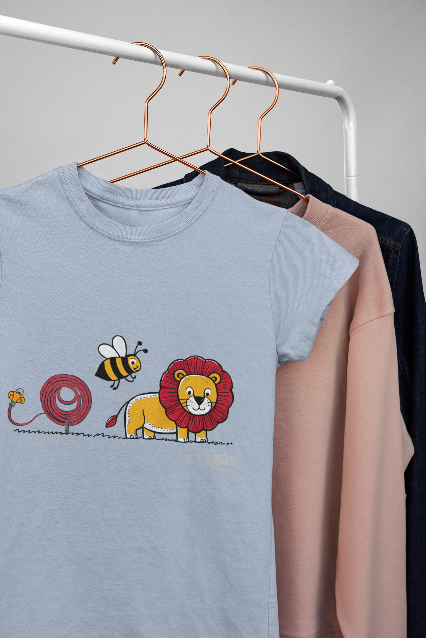 hose, bee, lion